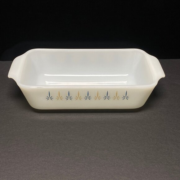 Vintage Fire King Candle Glow  1QT Loaf Pan Ovenware Anchor Hocking Bakeware - Picture 1 of 10